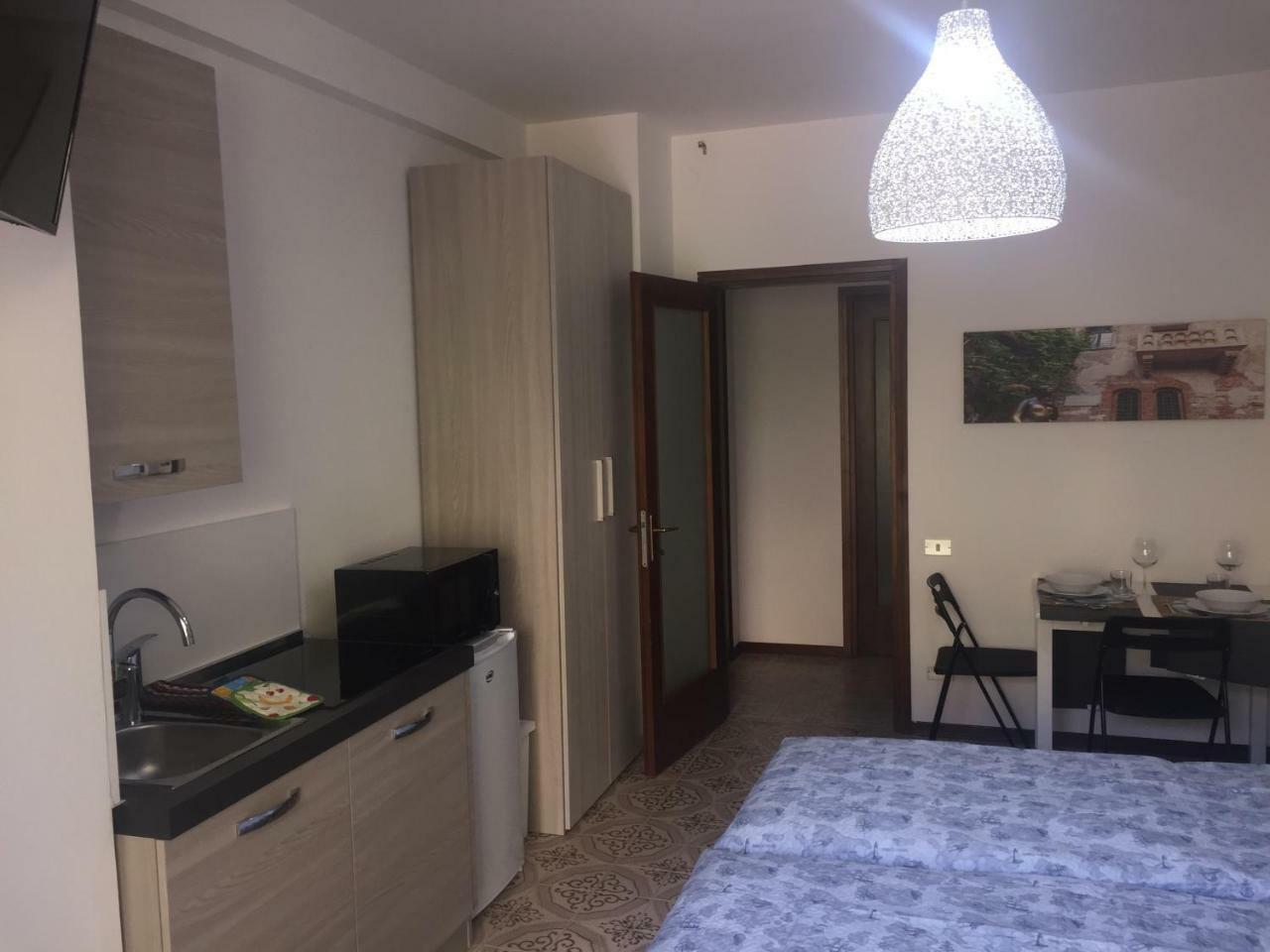 Room Verona Holidays Extérieur photo